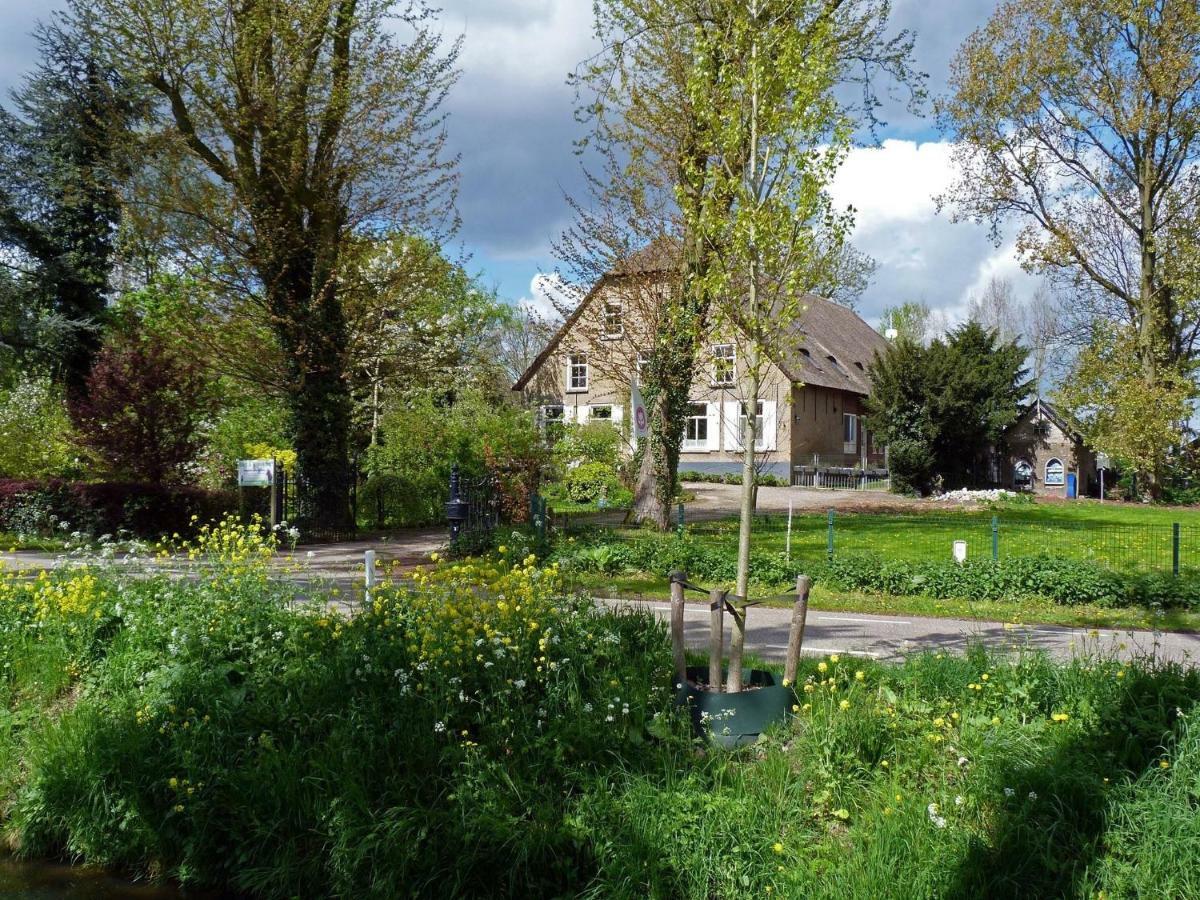B&B Kasteelhoeve-Dussen Exterior photo